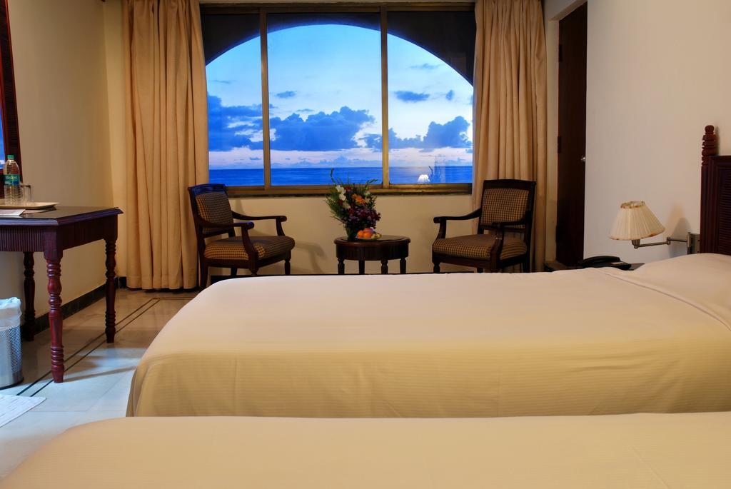 Paradise Isle Beach Resort Udupi Room photo